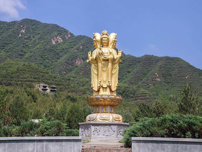 凤凰山陵园有什么特点?凤凰山陵园碑型多吗? 凤凰山陵园有什么特点?凤凰山陵园碑型多吗?